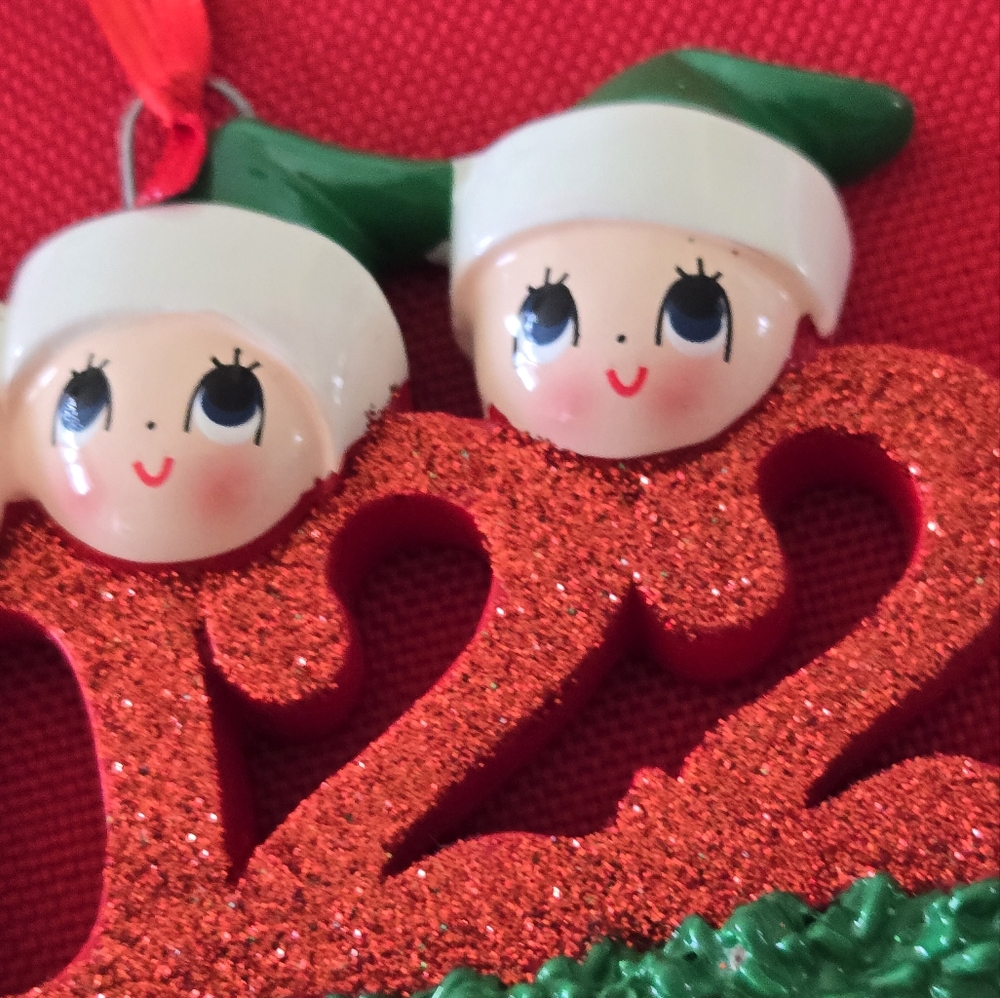 2022 Christmas Ornament • Family Of 3 🎄 - Picture 3 of 7